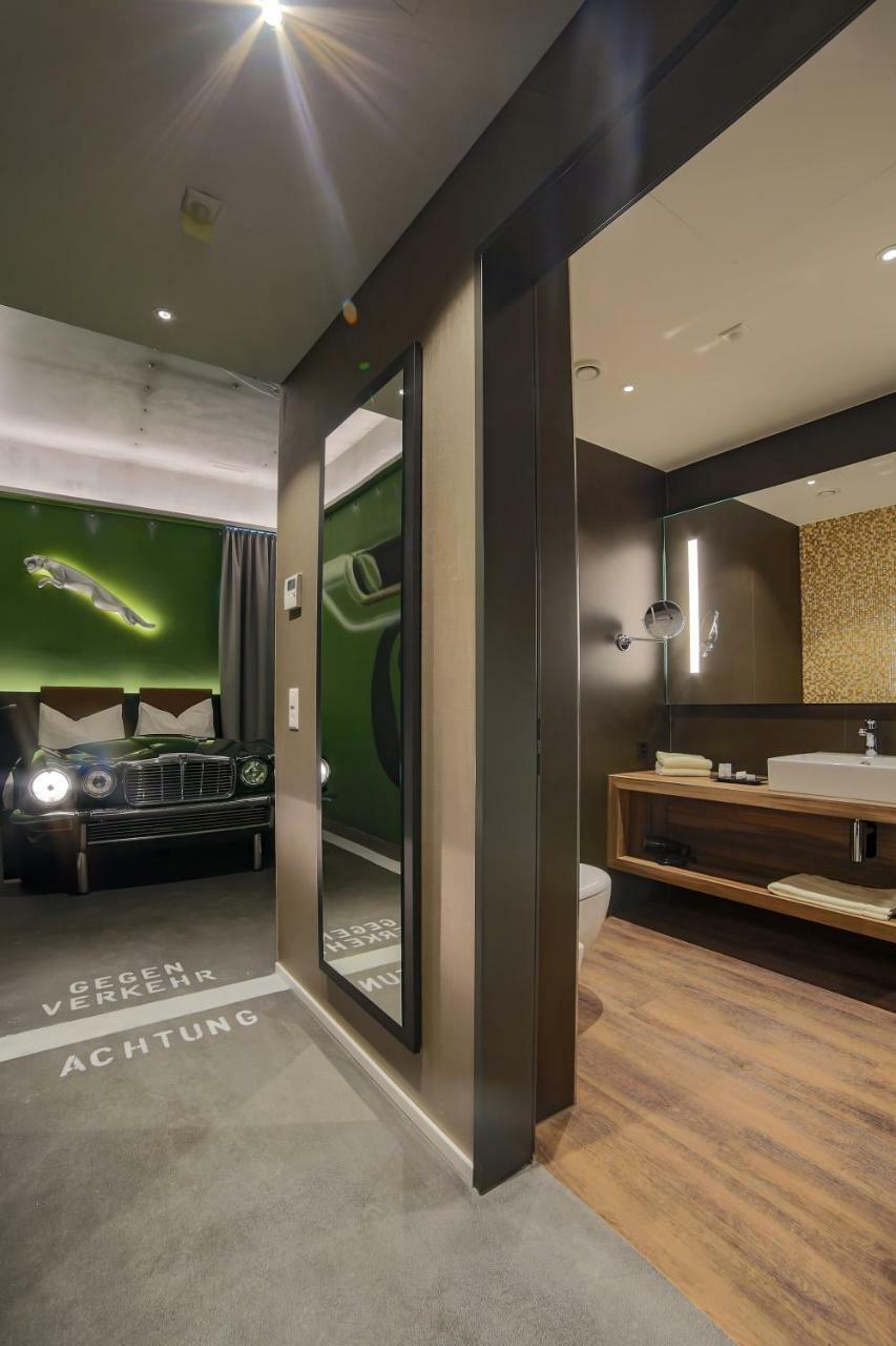Self Check-In Hotel Von Rotz Виль Экстерьер фото
