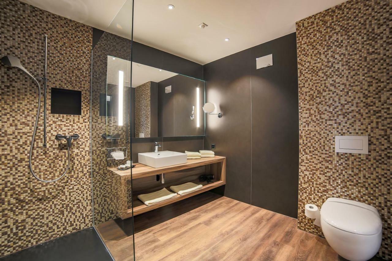 Self Check-In Hotel Von Rotz Виль Экстерьер фото