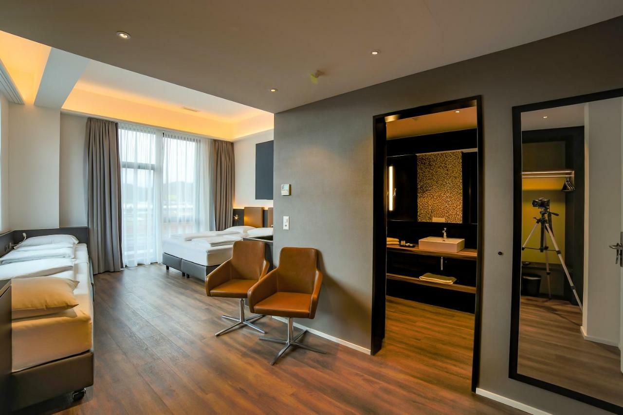 Self Check-In Hotel Von Rotz Виль Экстерьер фото
