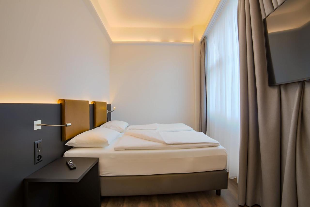 Self Check-In Hotel Von Rotz Виль Экстерьер фото